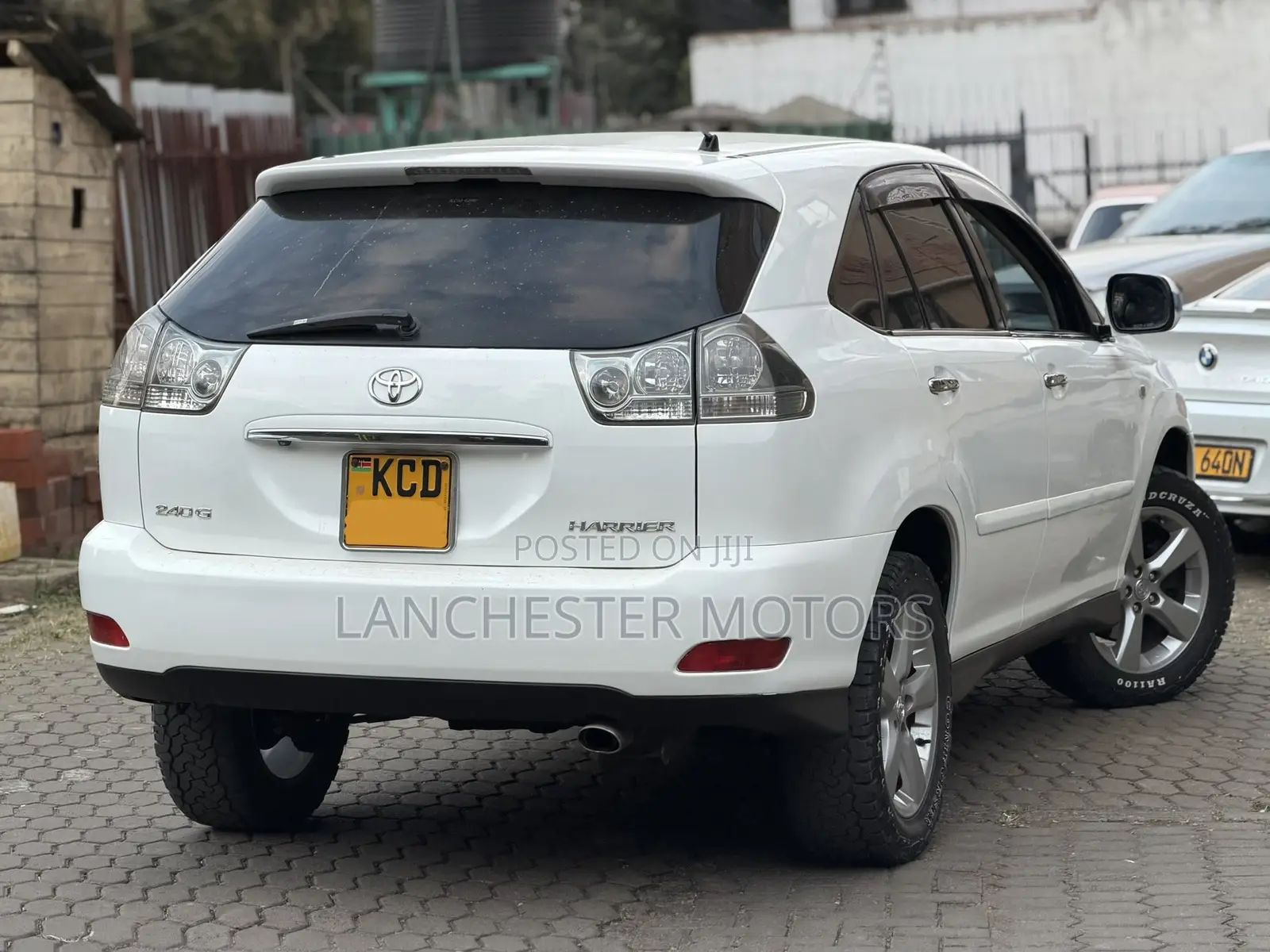 Toyota Harrier 2.4 2008 White