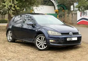 Volkswagen Golf 2014 Blue