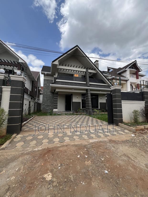 5bdrm Mansion in Membley Estate for sale