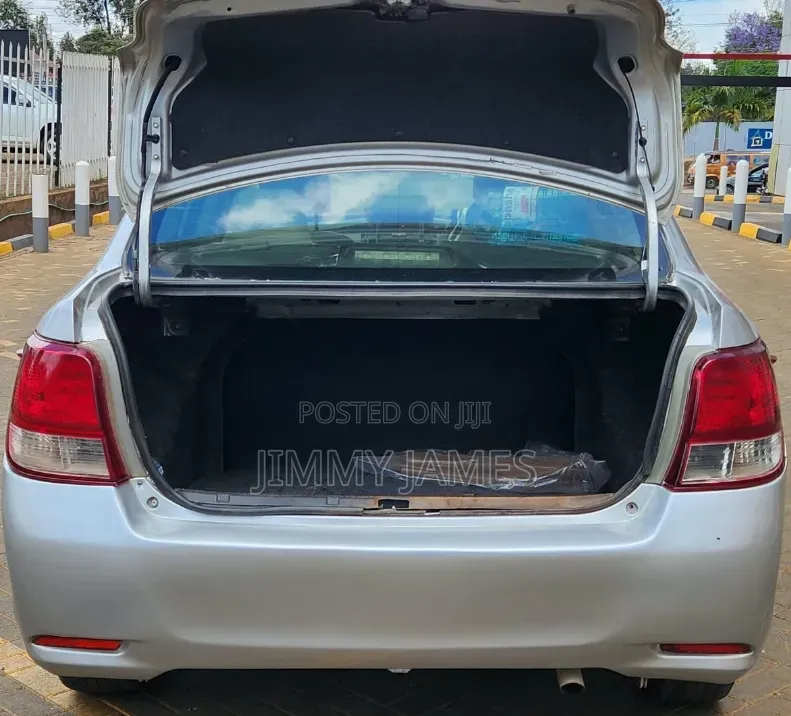 Toyota Axio 1.5 G 2WD 2015 Silver