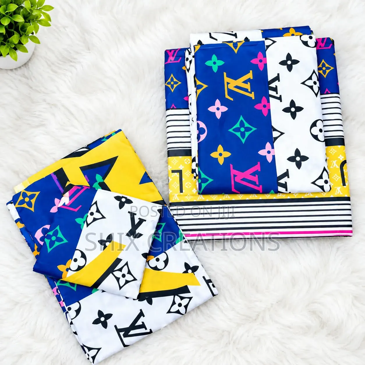 Pattern Cotton Bedsheets Set
Size:6by6
Can Fit Bed Sizes 4*6,5*6,6*6