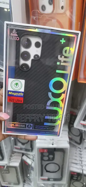 Carbon Fiber Magnetic Case With MagSafe for Samsung Galaxy S22 Ultra