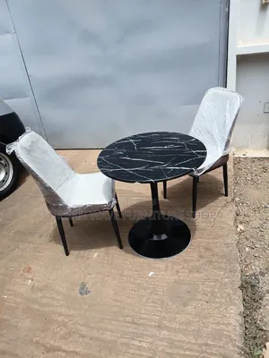 Balcony Set / Small Family Dinner
