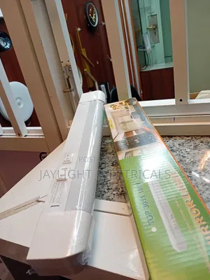 10W LED Wall Light With Shaver Mirror Bathroom Lighting
