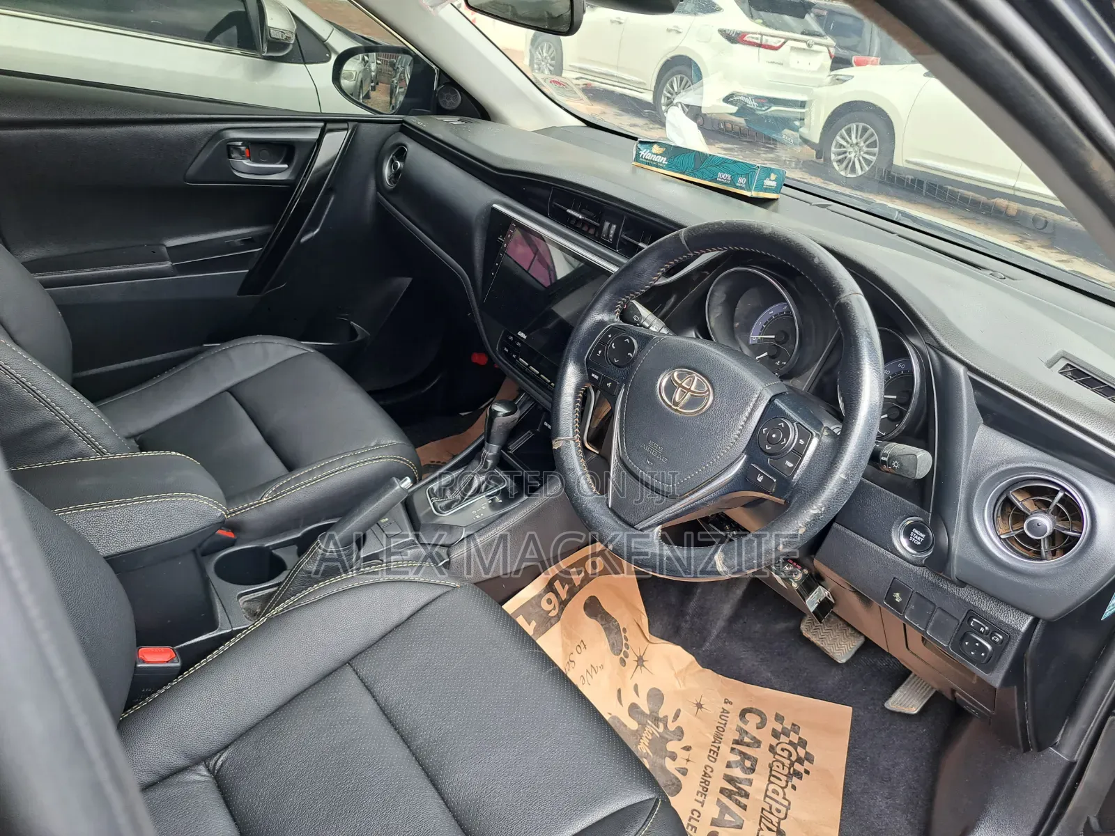 Toyota Auris 2016 Black