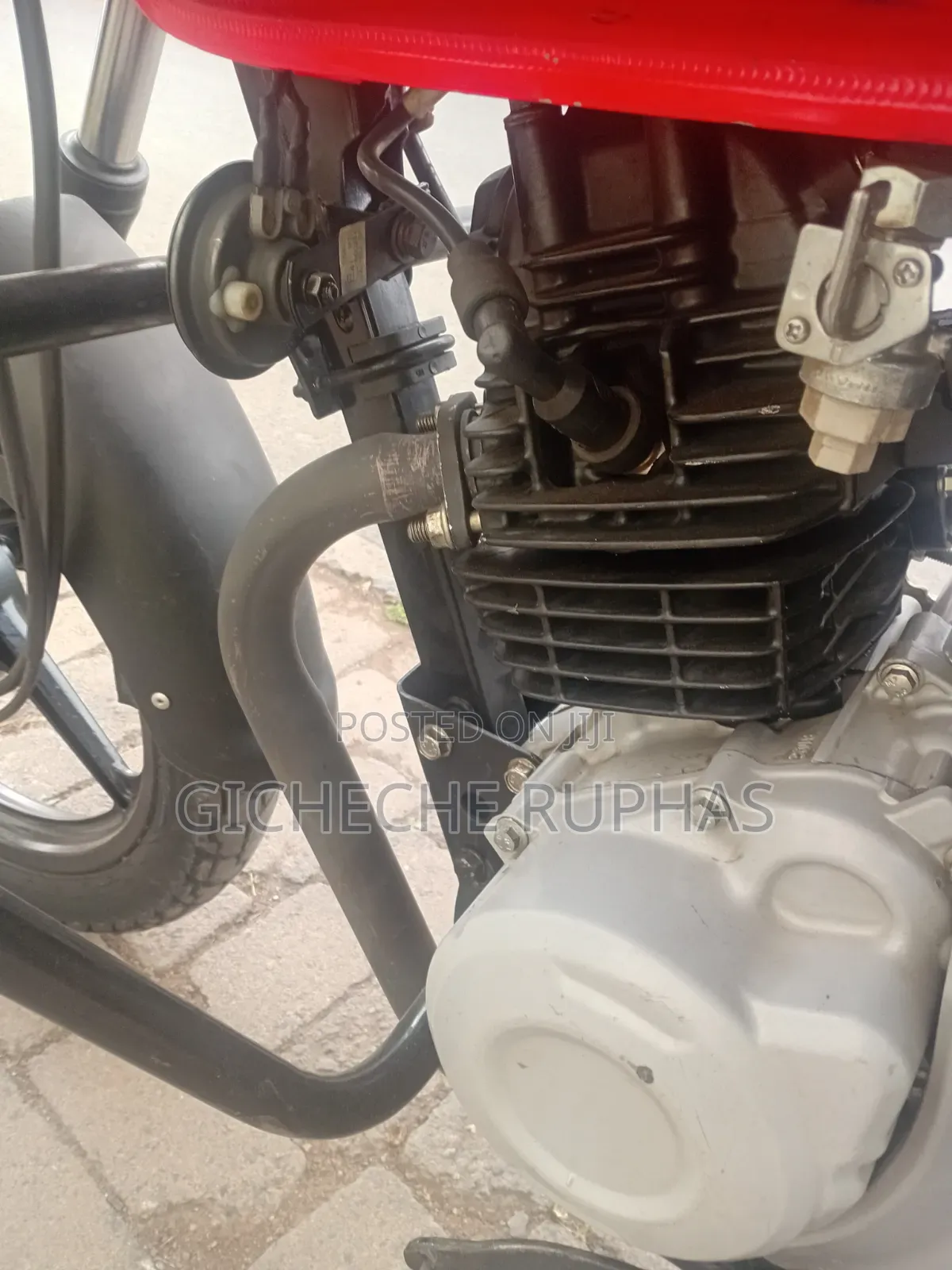 Bajaj Boxer 125 2025 Red