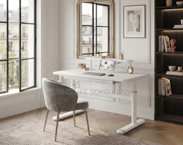 Manual Sit-Stand Desk – Adjustable Home & Office Workstation - thumbnail 6