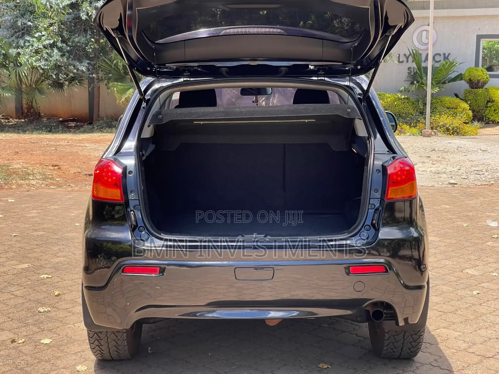 Mitsubishi RVR 2010 Black