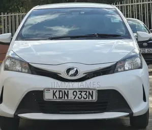 Toyota Vitz 2016 White