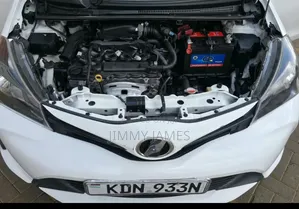Toyota Vitz 2016 White
