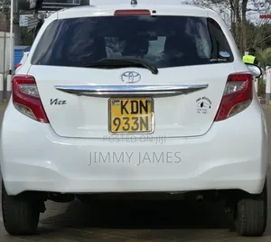 Toyota Vitz 2016 White