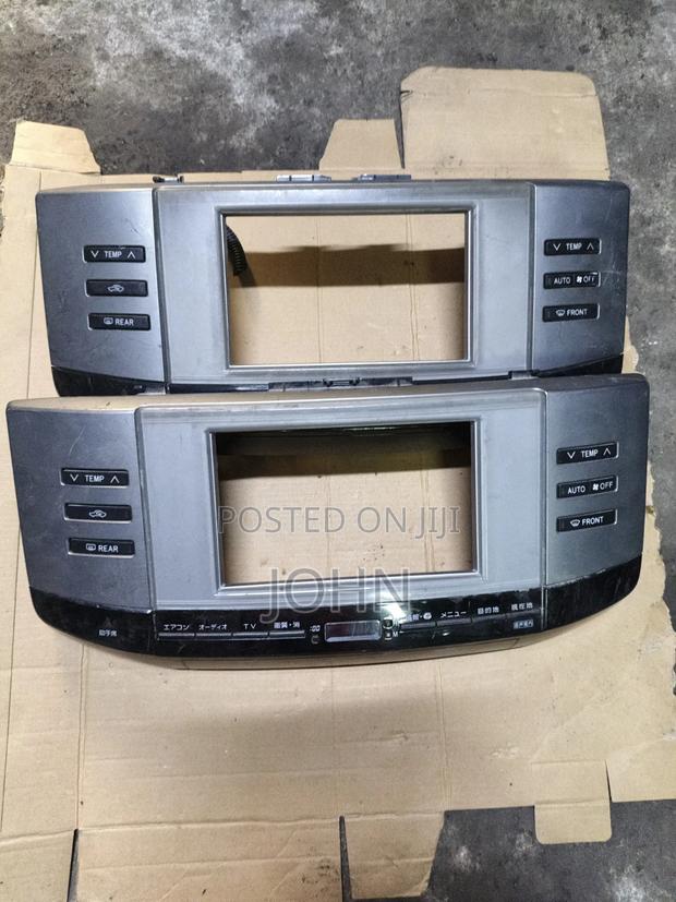 AC Control Mark X 2005 Located at Kirinyaga Road
