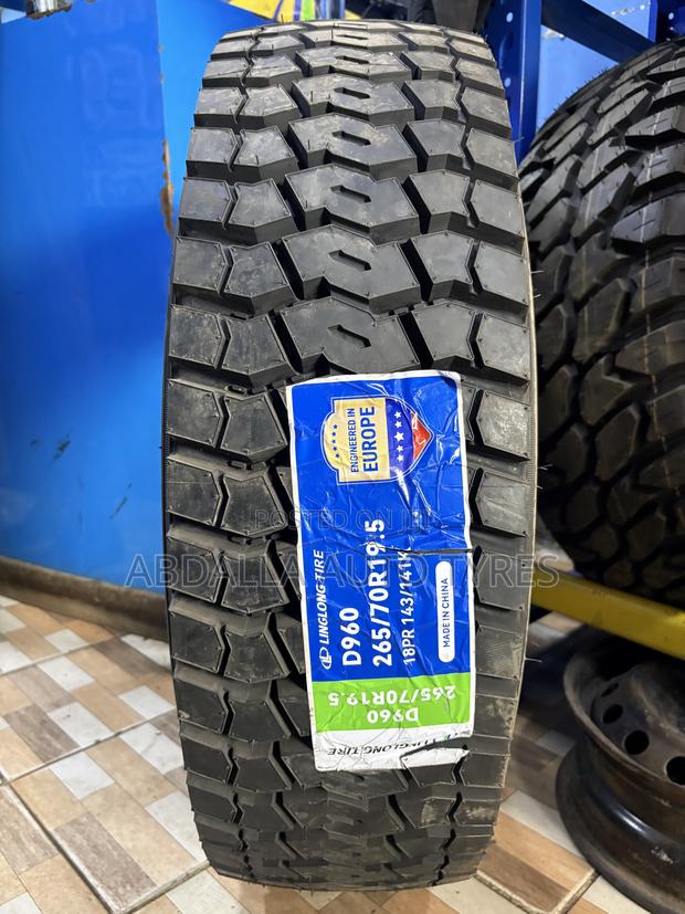 265/70r19.5 Linglong Tyre Diff - main view