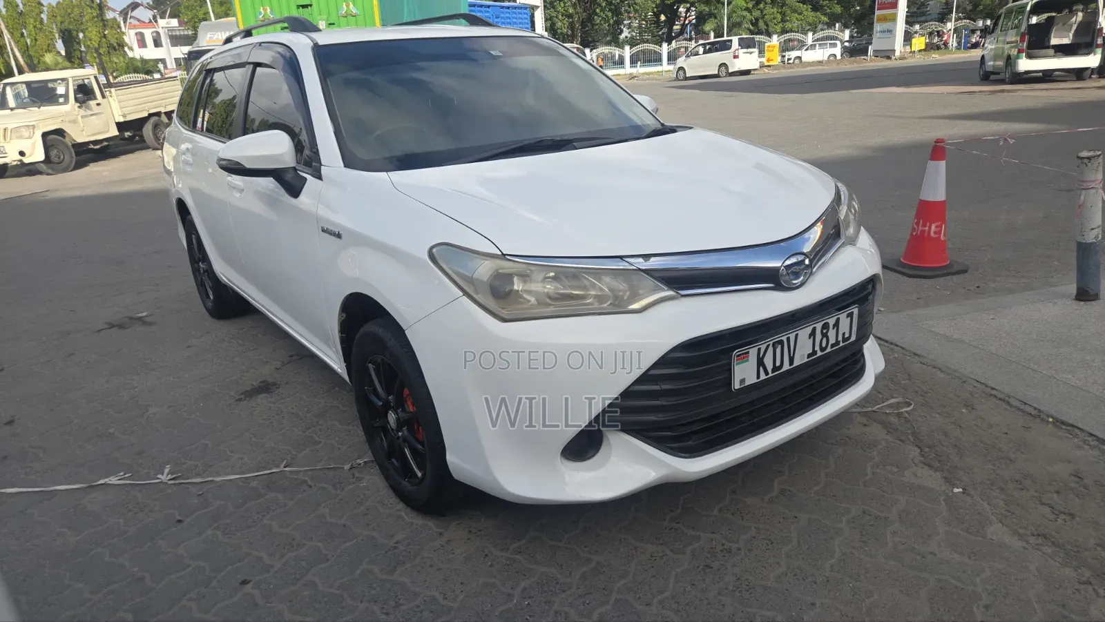 Toyota Corolla Fielder 2018 White