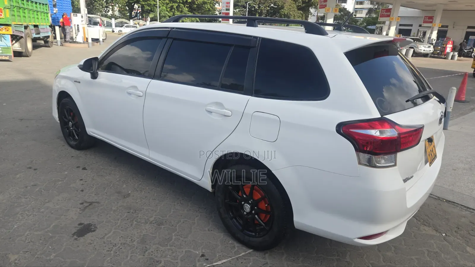 Toyota Corolla Fielder 2018 White