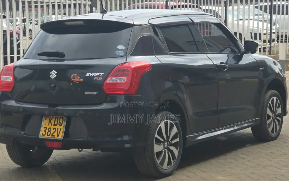 Suzuki Swift 2015 Black