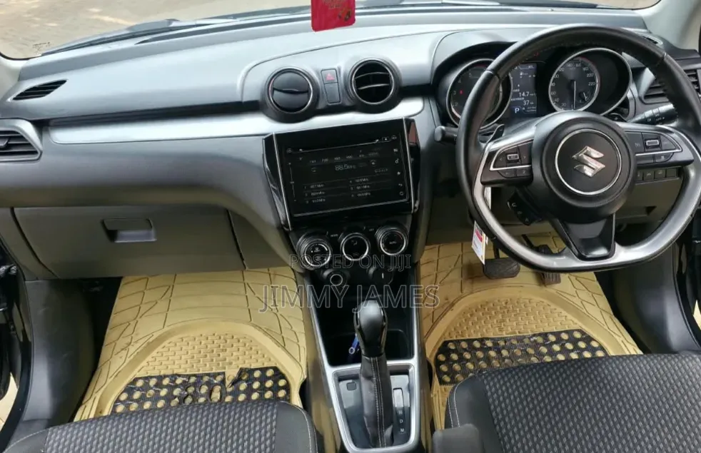 Suzuki Swift 2015 Black