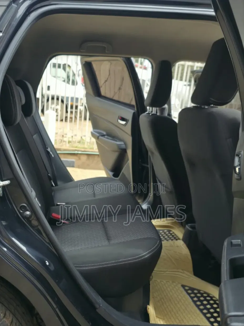 Suzuki Swift 2015 Black
