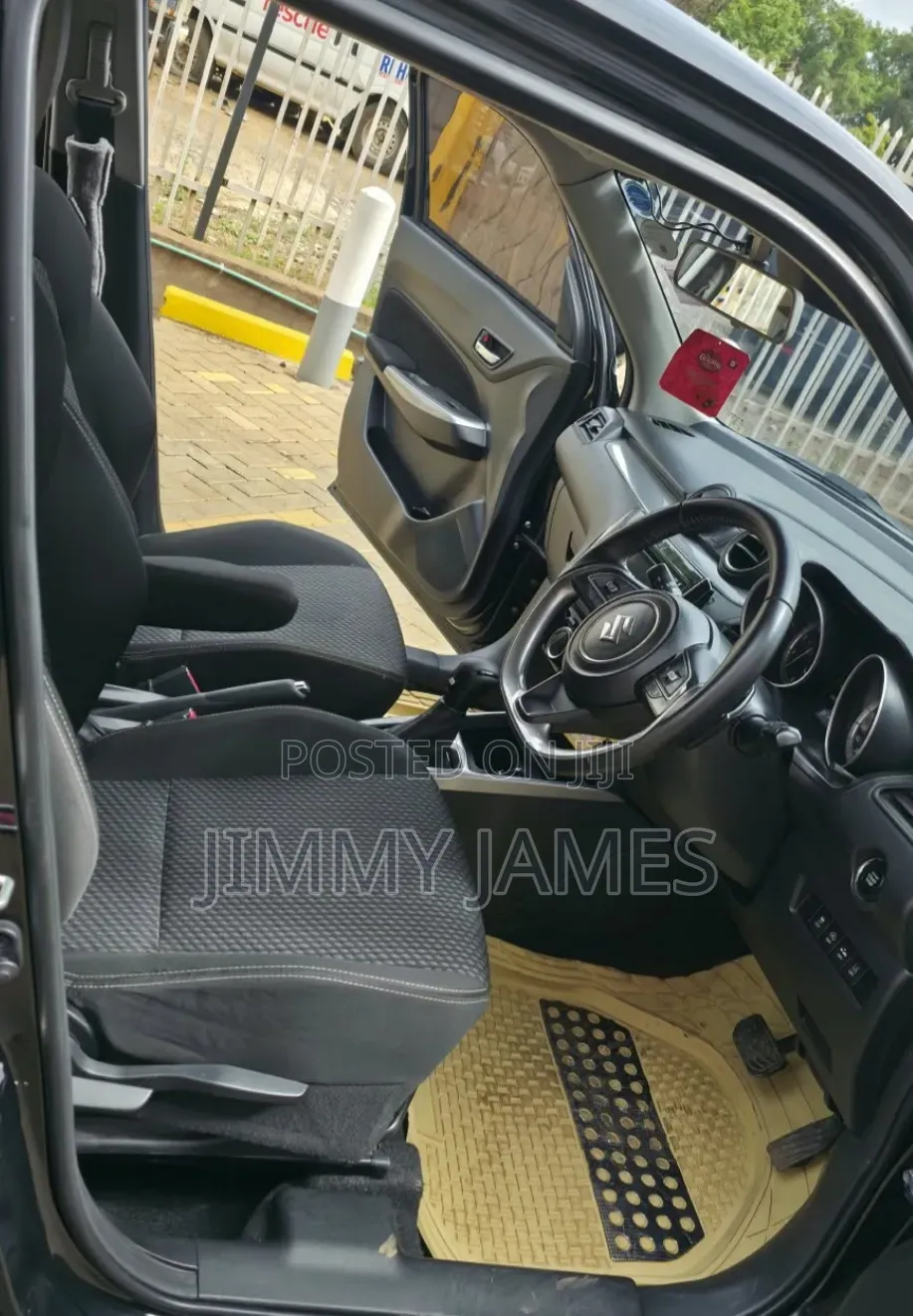 Suzuki Swift 2015 Black