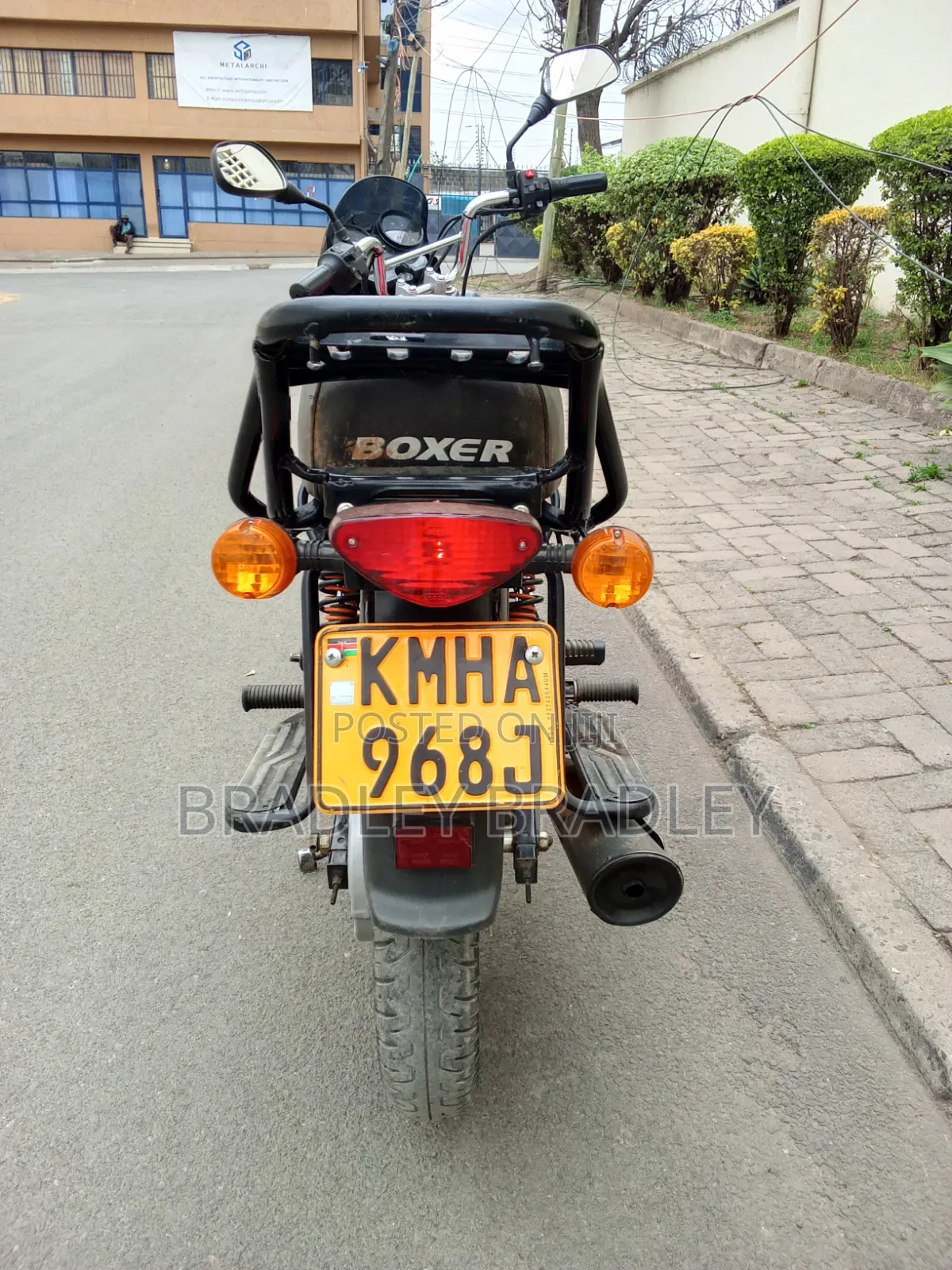 Bajaj Boxer 125 2026 Red