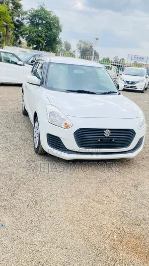 Suzuki Swift 2019 White