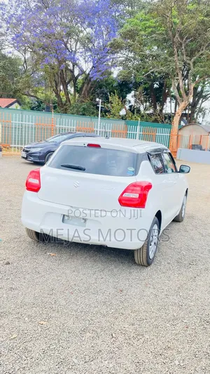 Suzuki Swift 2019 White