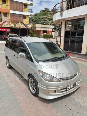 Toyota Estima 2007 Silver