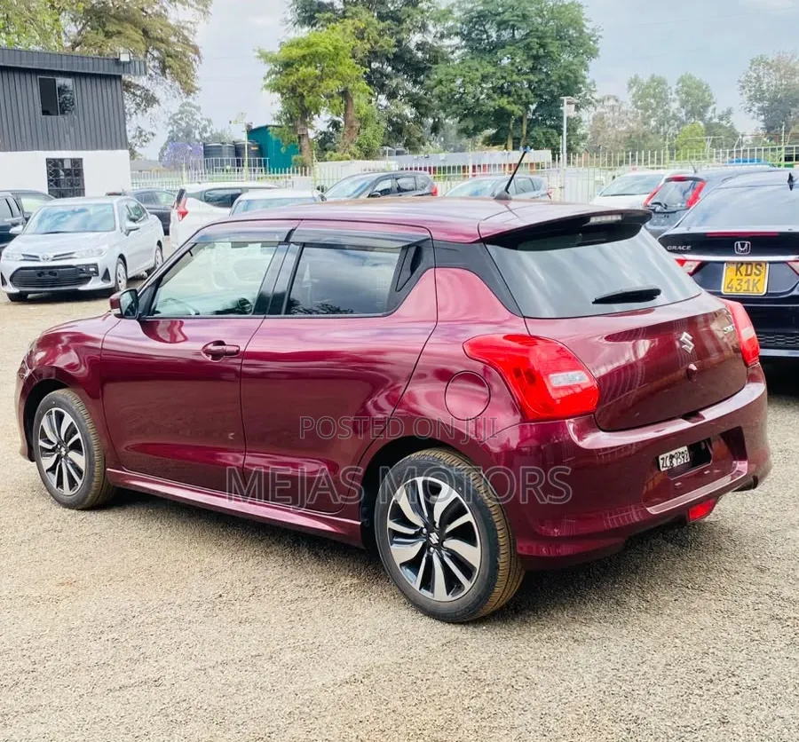 Suzuki Swift 2019 Red