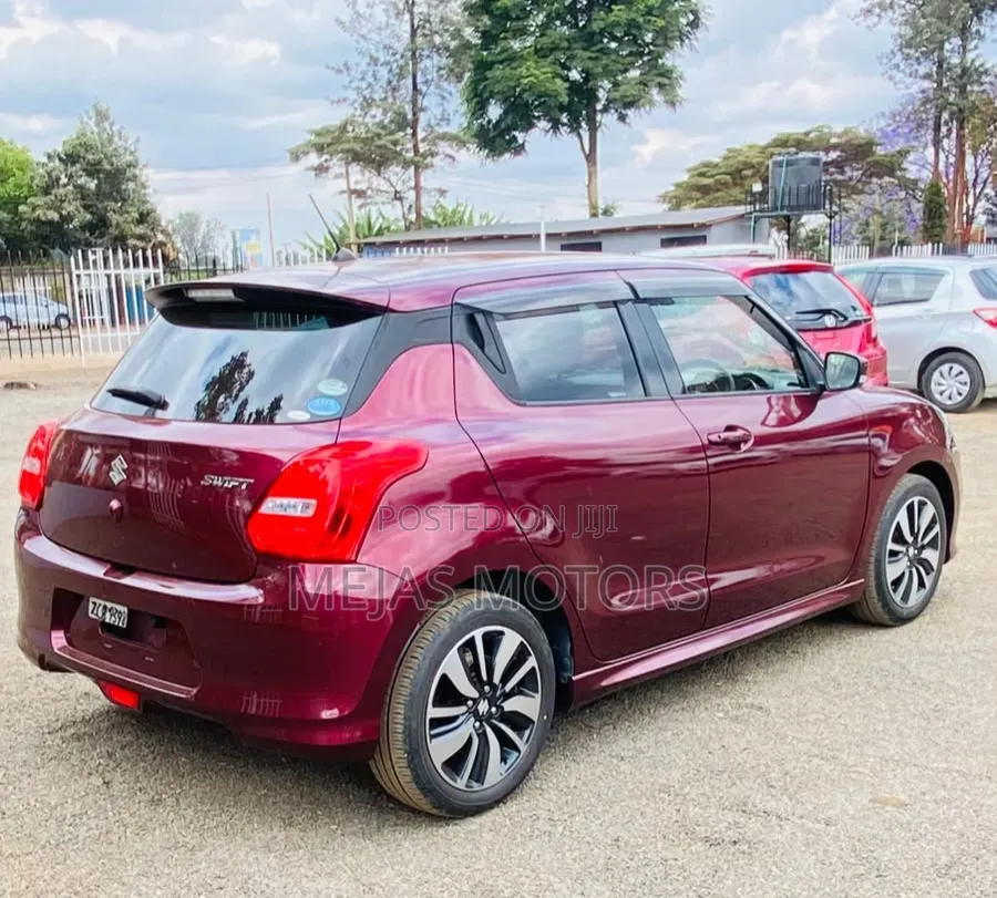 Suzuki Swift 2019 Red
