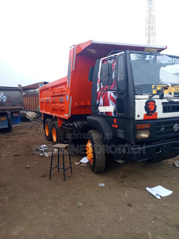 Ashok Leyland - main view