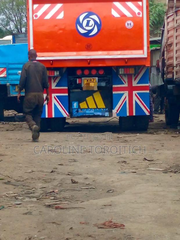 Ashok Leyland - thumbnail 2