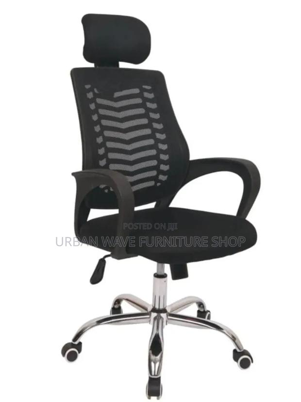 High Back Swivel Headrest Chairs - thumbnail 2