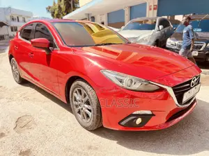Mazda Axela 2016 Red