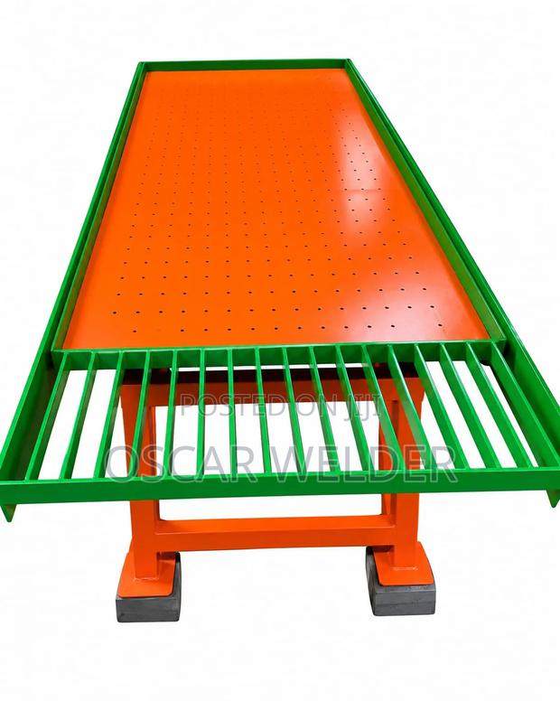 Vibrating Table - main view