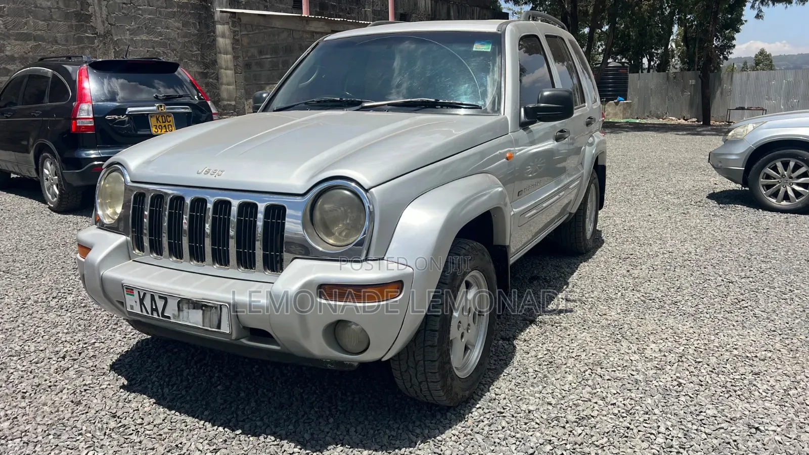 Jeep Cherokee 2003 Silver