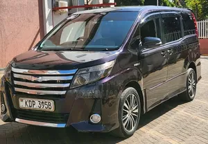 Toyota Noah 2016 Maroon
