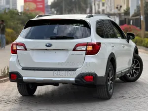 Subaru Outback 2019 White