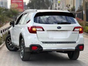 Subaru Outback 2019 White