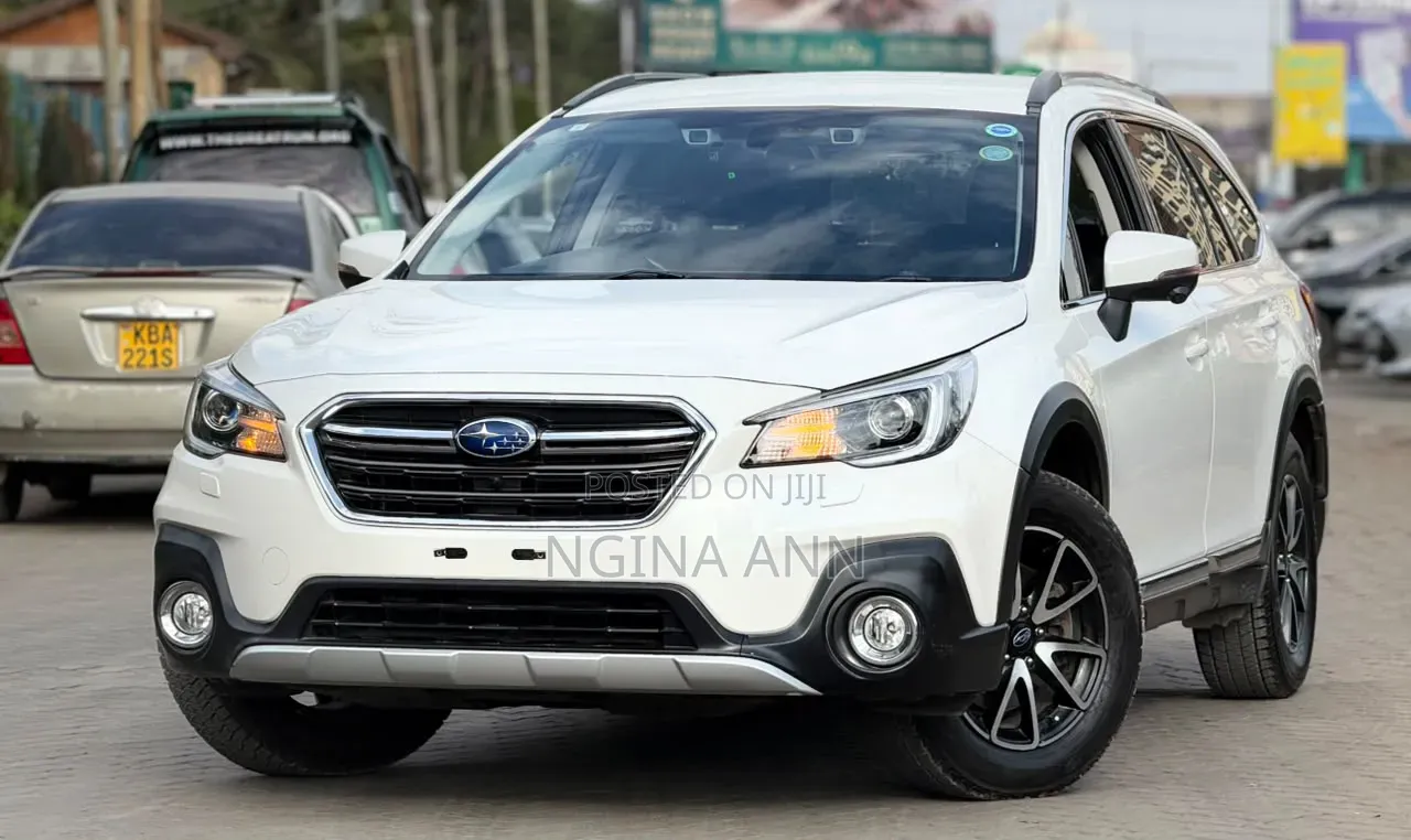 Subaru Outback 2019 White