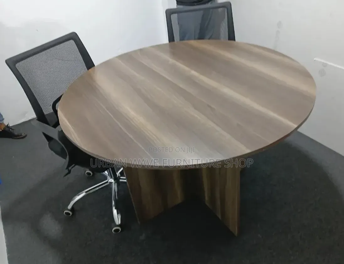 Round Conference Tables