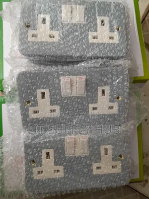 Twin Metal Socket