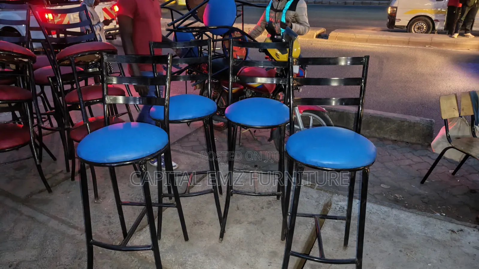Sina Taabu Seats