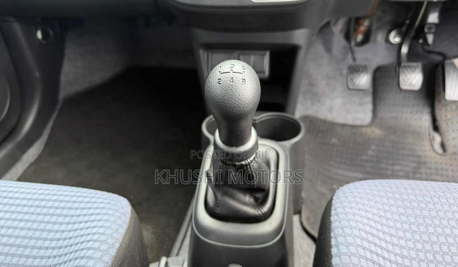 Suzuki Alto 2018 Brown