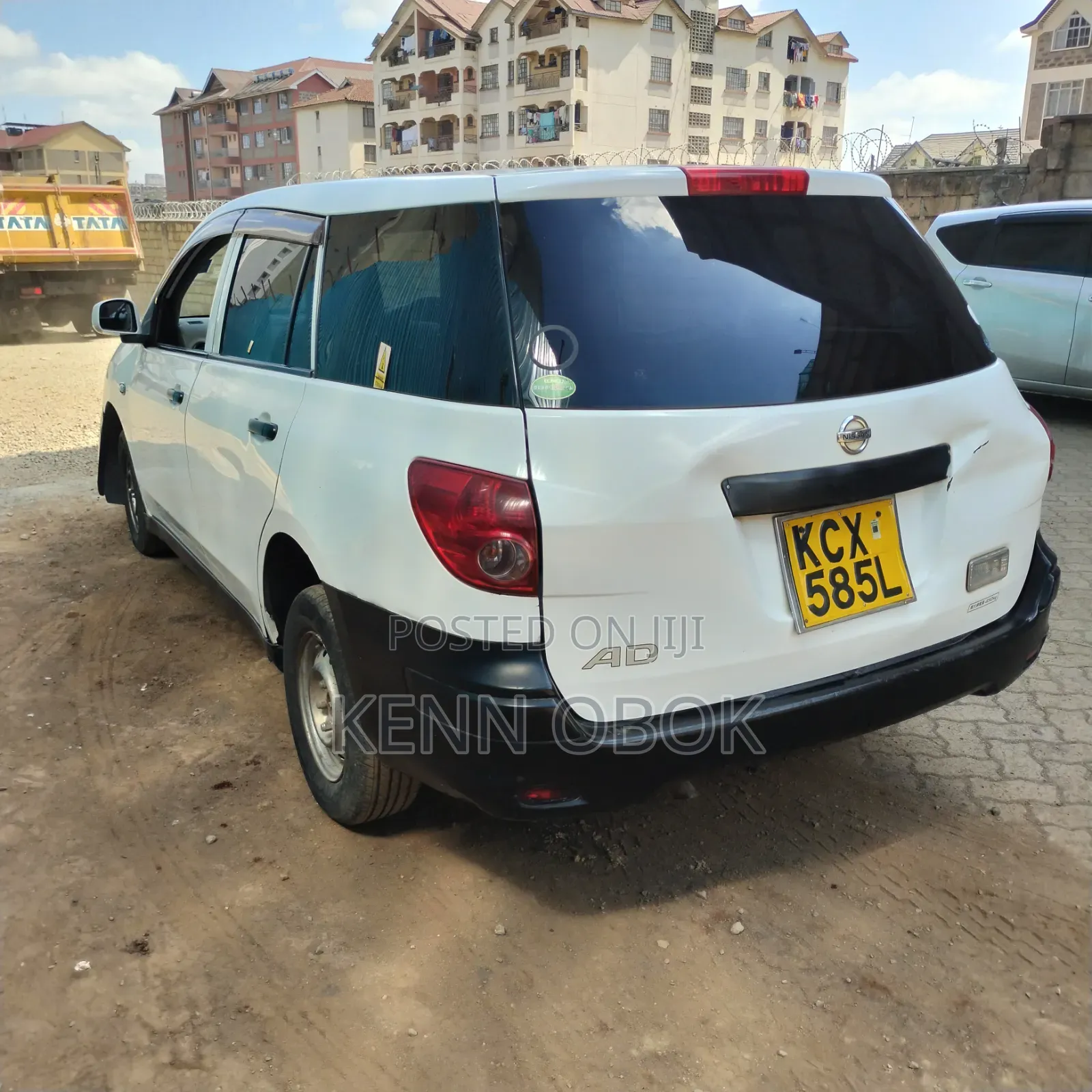 Nissan Advan 2012 White