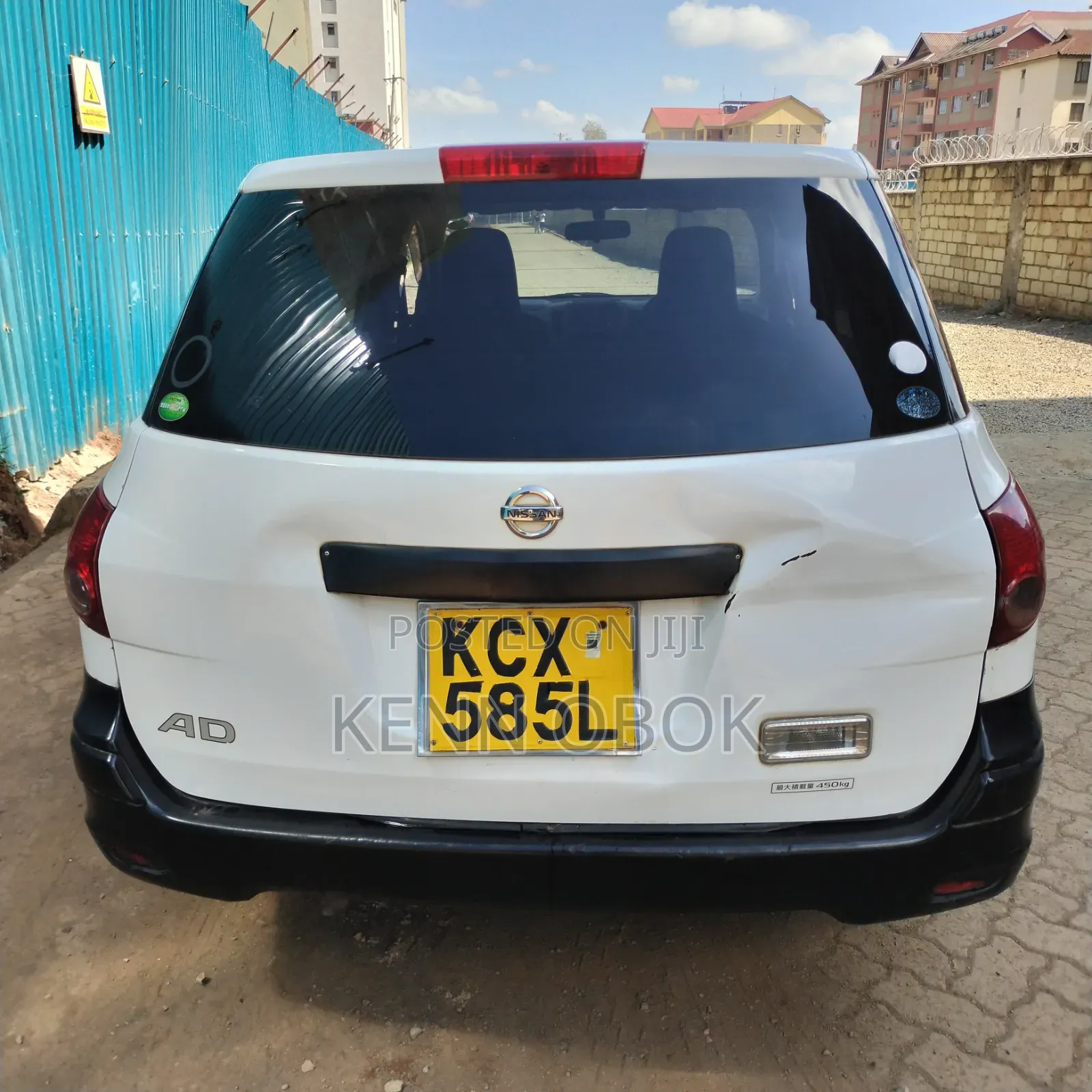 Nissan Advan 2012 White