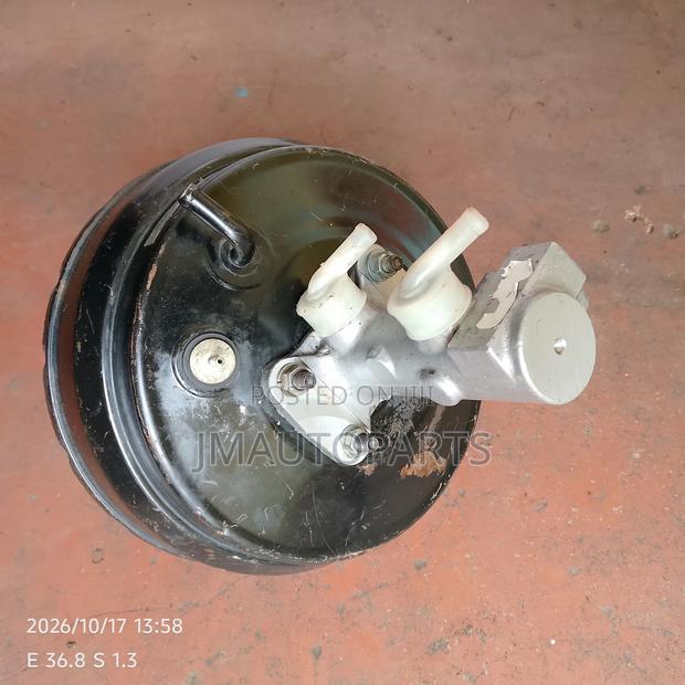 Brake Booster Mitsubishi Fuso Canter