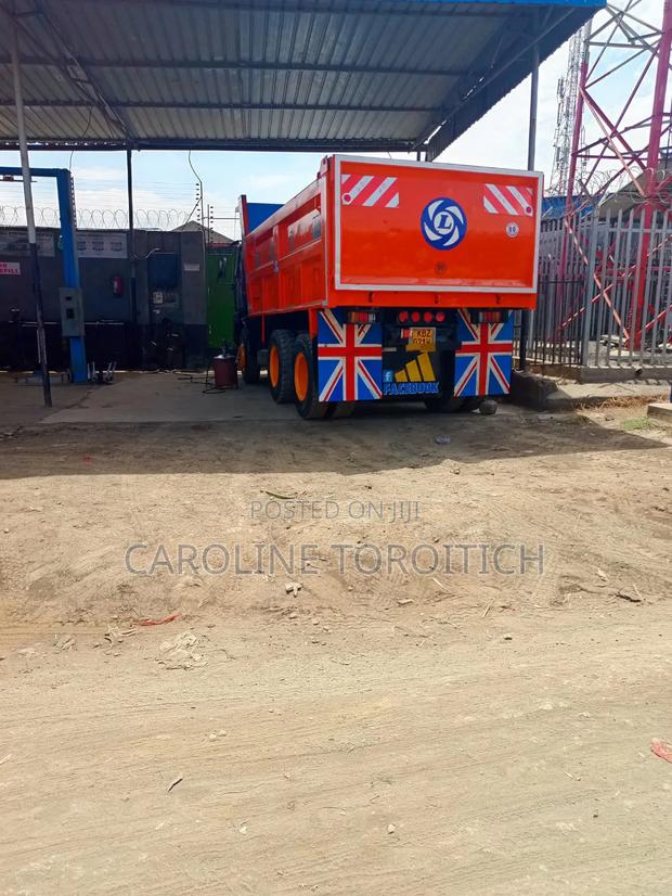 Ashok Leyland - thumbnail 4