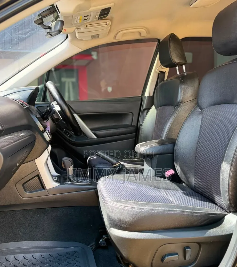 Subaru Forester 2015 Black