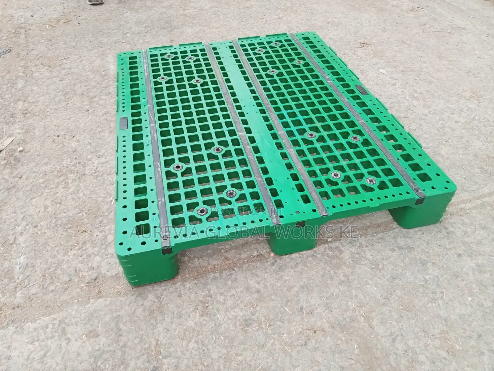 Steel -Reinforced (Plastic Pallets )-Green