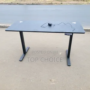 1.4m Electric Desk ; Adjustable Height